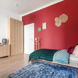 Colorful Facing Courtyard Apartment